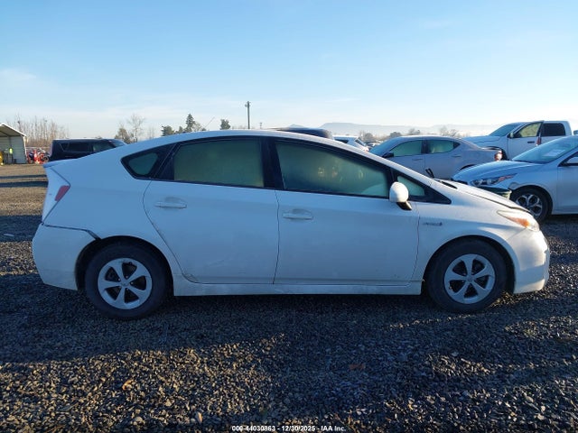 JTDKN3DU3E0362128 Toyota Prius Two