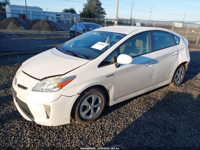 JTDKN3DU3E0362128 Toyota Prius Two