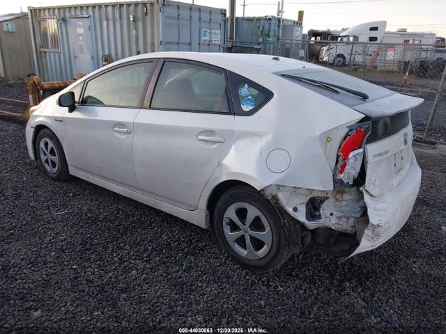 JTDKN3DU3E0362128 Toyota Prius Two