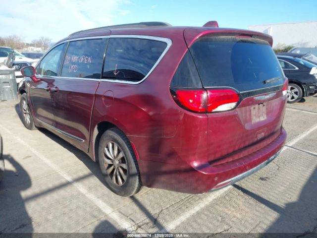 2017 CHRYSLER PACIFICA 2C4RC1BG6HR620741 Photo 2