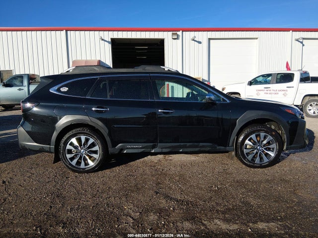 44030877 :رقم المزاد ، 4S4BTGPD2P3133624 vin ، 2023 Subaru Outback Touring Xt مزاد بيع