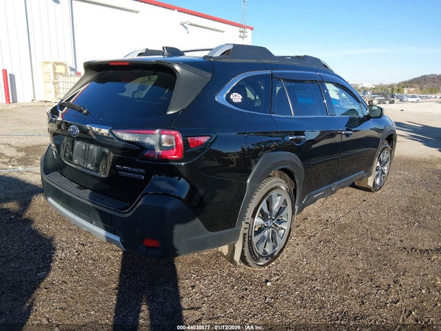 44030877 :رقم المزاد ، 4S4BTGPD2P3133624 vin ، 2023 Subaru Outback Touring Xt مزاد بيع