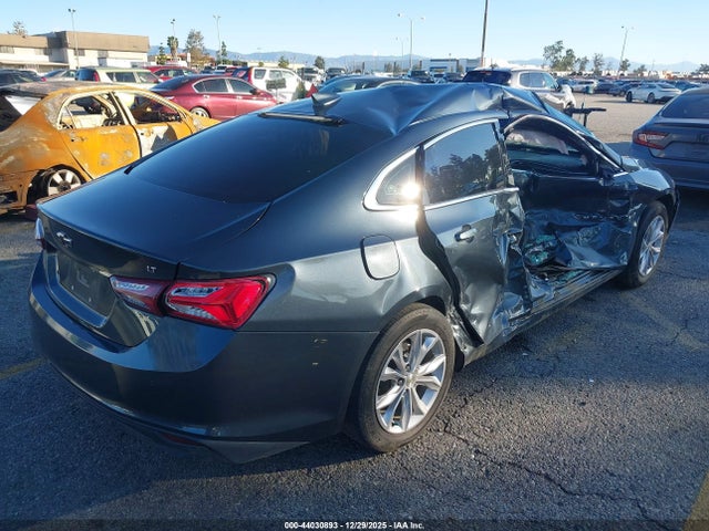 1G1ZD5STXKF127458 Chevrolet MALIBU LT