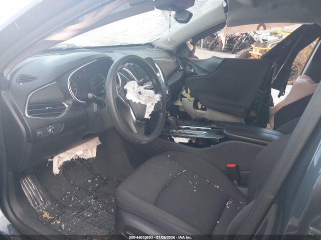 1G1ZD5STXKF127458 Chevrolet MALIBU LT