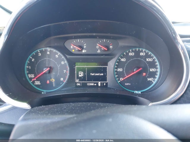 1G1ZD5STXKF127458 Chevrolet MALIBU LT