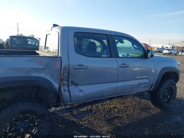 2019 Toyota Tacoma Trd Off Road მანქანა იყიდება აუქციონზე, vin: 3TMCZ5AN0KM283526, აუქციონის ნომერი: 44030901