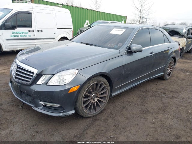 2013 MERCEDES-BENZ E 350 WDDHF8JB0DA663624 Photo 1
