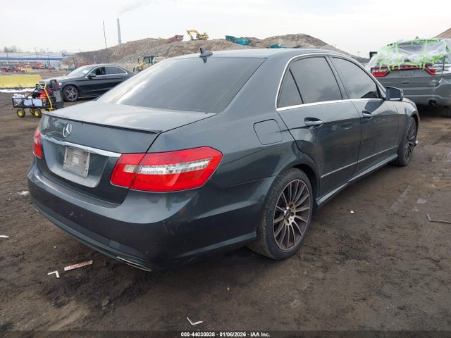 2013 MERCEDES-BENZ E 350 WDDHF8JB0DA663624 Photo 3