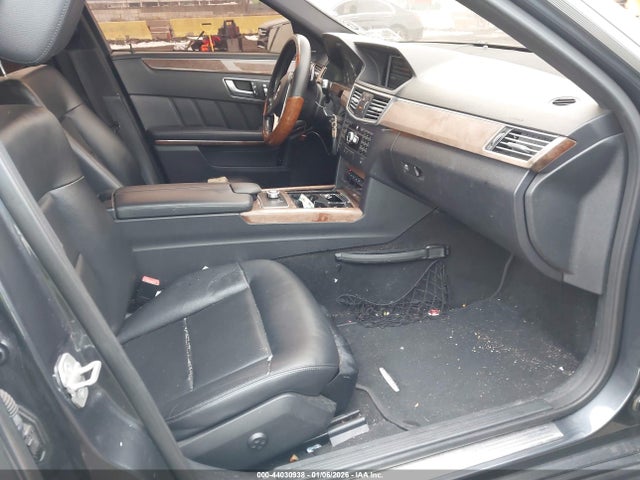 2013 MERCEDES-BENZ E 350 WDDHF8JB0DA663624 Photo 4