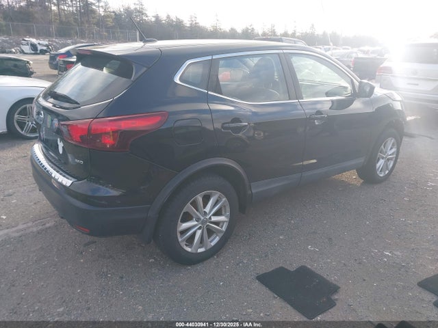2018 NISSAN ROGUE SPORT JN1BJ1CR4JW253152 Photo 3