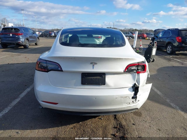 Продажа на аукционе авто 2023 Tesla Model 3 Rear-wheel Drive, vin: 5YJ3E1EA9PF559662, номер лота: 44030947