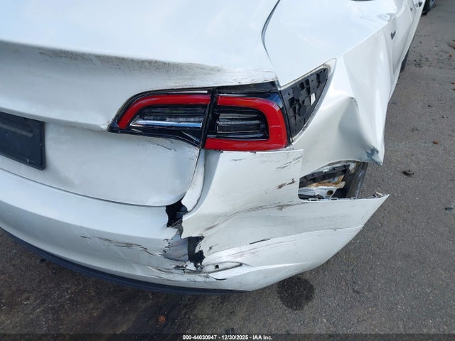 Продажа на аукционе авто 2023 Tesla Model 3 Rear-wheel Drive, vin: 5YJ3E1EA9PF559662, номер лота: 44030947