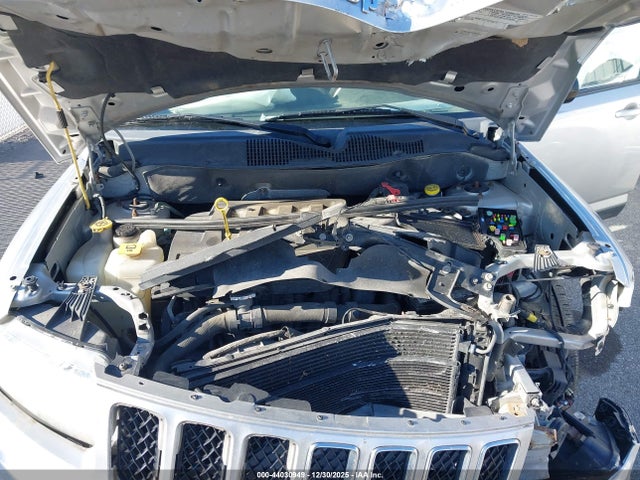 2012 JEEP COMPASS 1C4NJDBB7CD686947 Photo 9