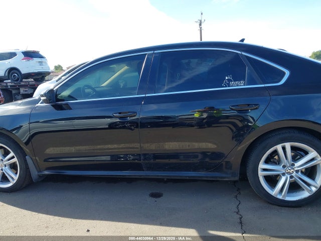 Volkswagen Passat 1.8t Se 2014 1VWBT7A30EC066746 Image 14