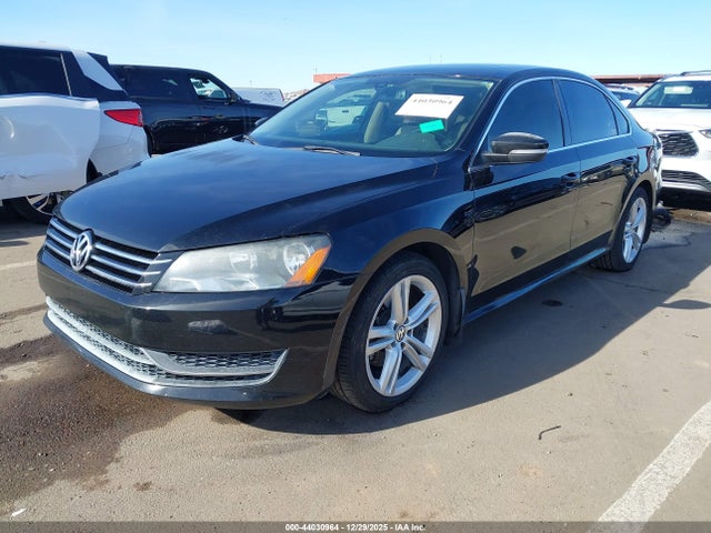 Volkswagen Passat 1.8t Se 2014 1VWBT7A30EC066746 Image 2