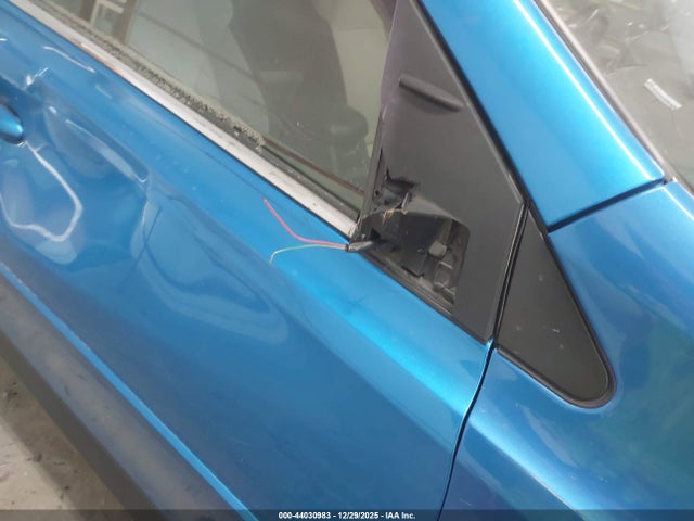 JTMRJREV9JD240560 Toyota Rav4 Hybrid Xle