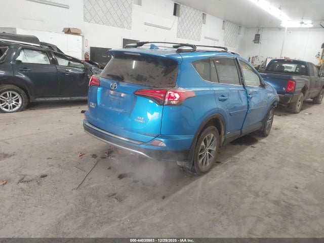 JTMRJREV9JD240560 Toyota Rav4 Hybrid Xle