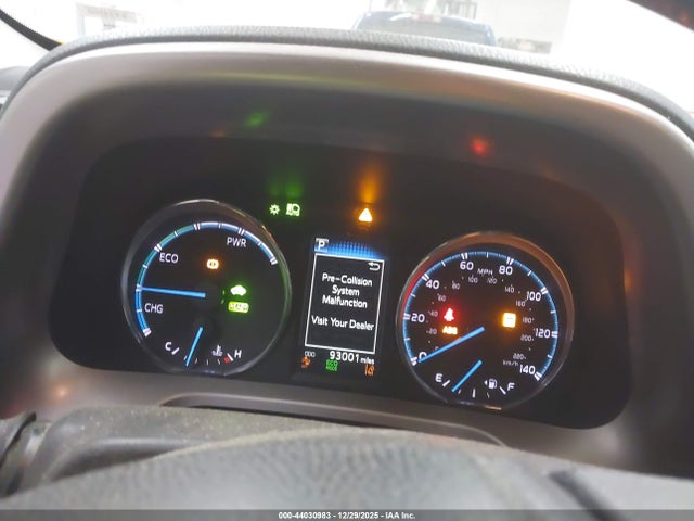 JTMRJREV9JD240560 Toyota Rav4 Hybrid Xle