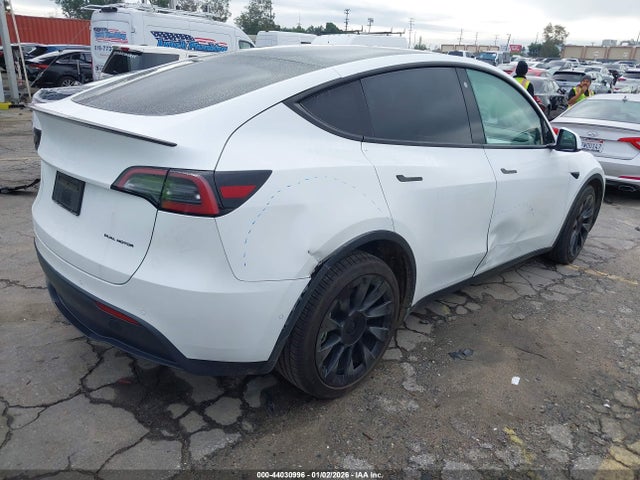 2021 TESLA MODEL Y 5YJYGDEE3MF282944 Photo 3