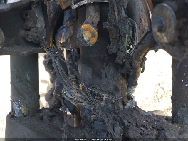 2011 YAMAHA XV1900 JYAVP27E2BA013372 Photo 9