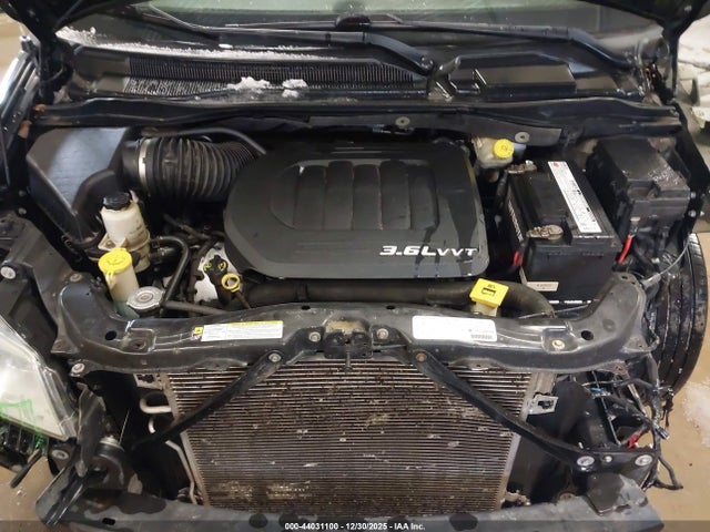 44031100 :رقم المزاد ، 2C4RC1BGXDR554723 vin ، 2013 Chrysler Town & Country Touring مزاد بيع