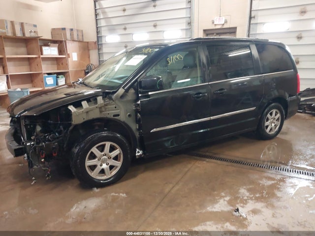 44031100 :رقم المزاد ، 2C4RC1BGXDR554723 vin ، 2013 Chrysler Town & Country Touring مزاد بيع