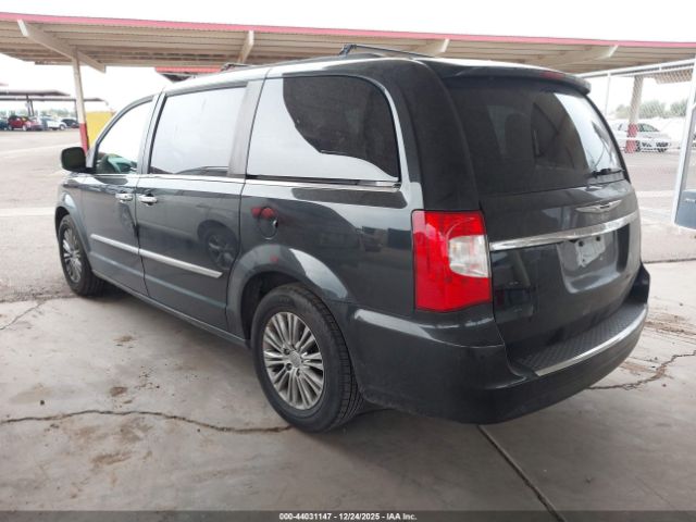 2015 CHRYSLER TOWN & COUNTRY 2C4RC1CGXFR655777 Photo 2