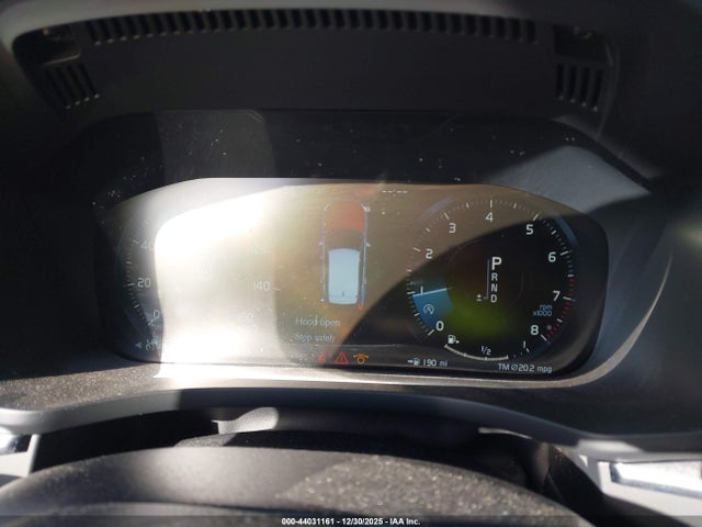 2019 VOLVO XC60 LYV102RL2KB238760 Photo 6