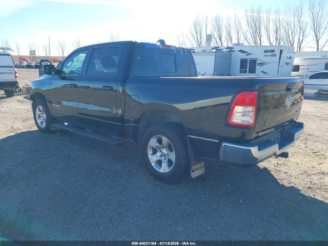 44031164 :رقم المزاد ، 1C6RRFGG1MN539231 vin ، 2021 Ram 1500 Tradesman مزاد بيع