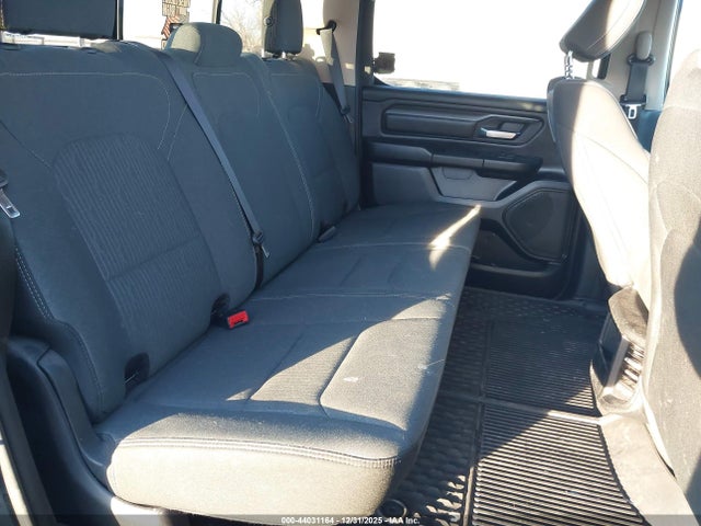 44031164 :رقم المزاد ، 1C6RRFGG1MN539231 vin ، 2021 Ram 1500 Tradesman مزاد بيع