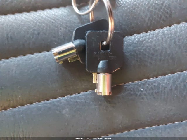 2015 HARLEY-DAVIDSON FLSTC 1HD1BWV16FB033082 Photo 10