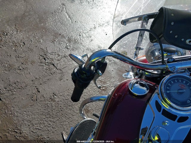 1HD1BWV16FB033082 Harley-Davidson Flstc Heritage Softail Classic
