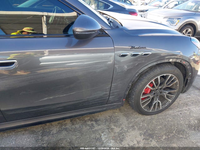Maserati Grecale Modena 2023 ZN682AVM7P7438447 Image 6