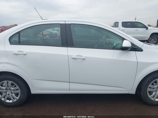 1G1JB5SB9L4141665 Chevrolet Sonic Fwd Ls