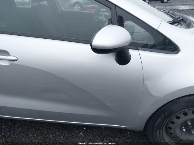 KIA RIO LX 2014 KNADM4A34E6353803 Image 17