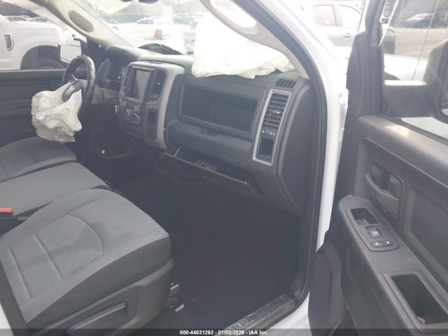 Aukcja sprzedaży 2023 Ram 1500 Classic, vin: 3C6RR6KTXPG550701, numer aukcji: 44031262