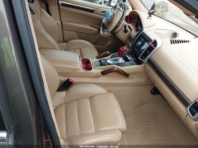 2013 PORSCHE CAYENNE WP1AC2A21DLA90690 Photo 4