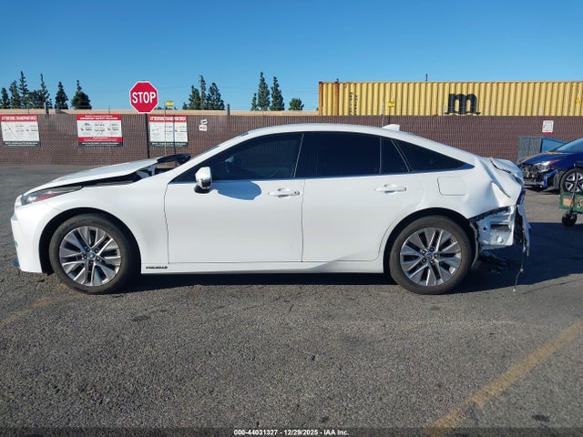 JTDAAAAA6PA010485 Toyota Mirai Xle