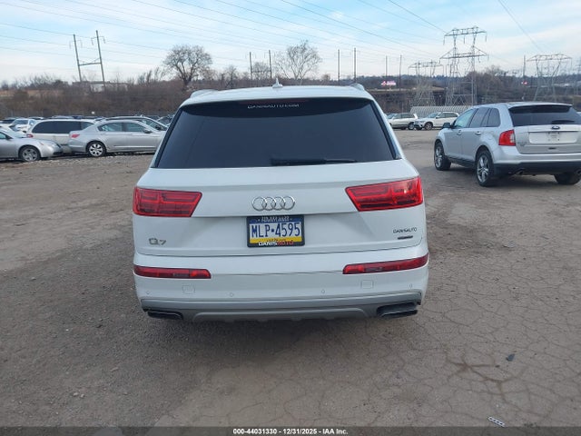WA1LHAF78KD031518 Audi Q7 45 Premium/45 Se Premium