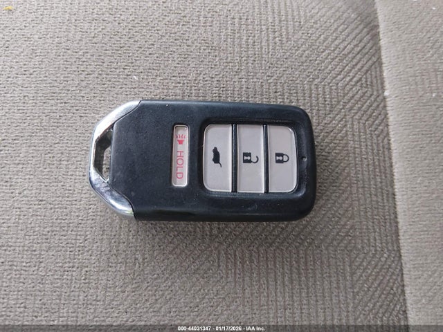 5FNYF6H15KB049636 Honda PILOT LX