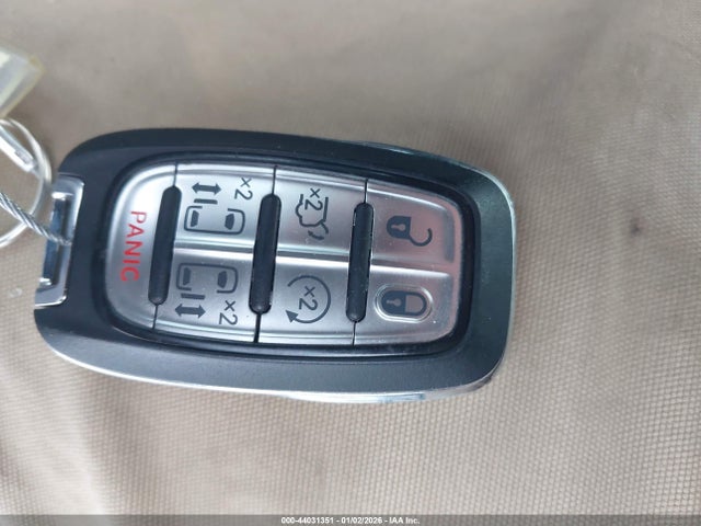 2025 CHRYSLER PACIFICA 2C4RC1BGXSR571566 Photo 10