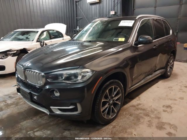 2017 BMW X5 5UXKR0C30H0V71048 Photo 1