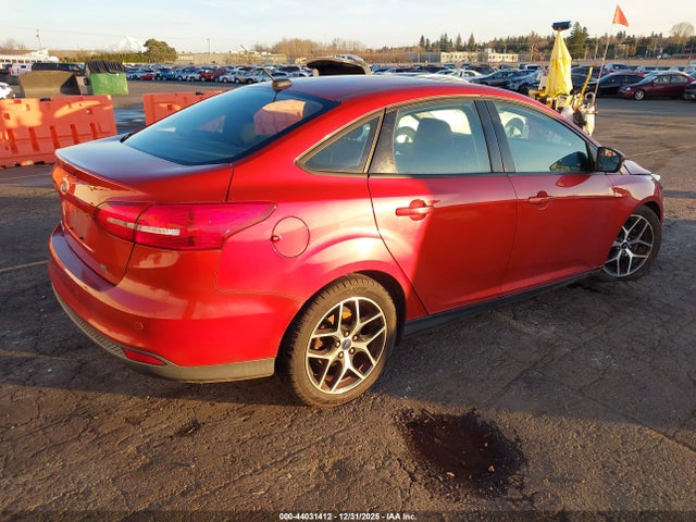 1FADP3H25JL324989 Ford FOCUS SEL