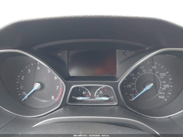 1FADP3H25JL324989 Ford FOCUS SEL
