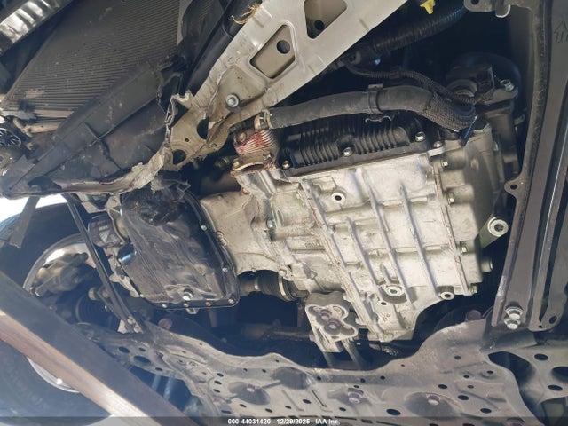 JTND4MBE0N3178837 Toyota COROLLA SE
