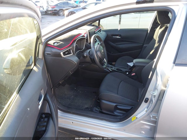 JTND4MBE0N3178837 Toyota COROLLA SE