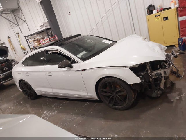 Продажа на аукционе авто 2018 Audi S5 3.0t Premium Plus, vin: WAUC4CF5XJA043422, номер лота: 44031423