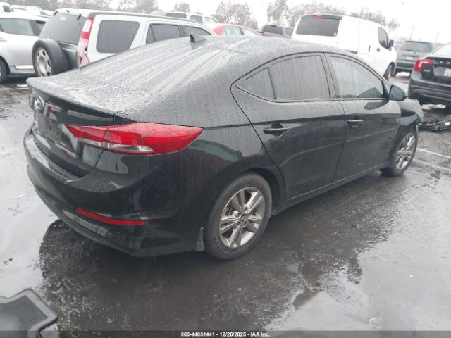 2018 HYUNDAI ELANTRA 5NPD84LF7JH226588 Photo 3