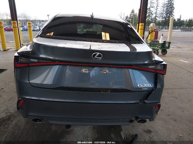 Lexus IS 300 2021 JTHC81F24M5046572 Image 16