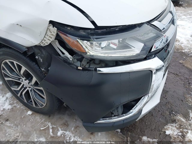 Mitsubishi Outlander Es 2018 JA4AZ2A34JZ007071 Image 6